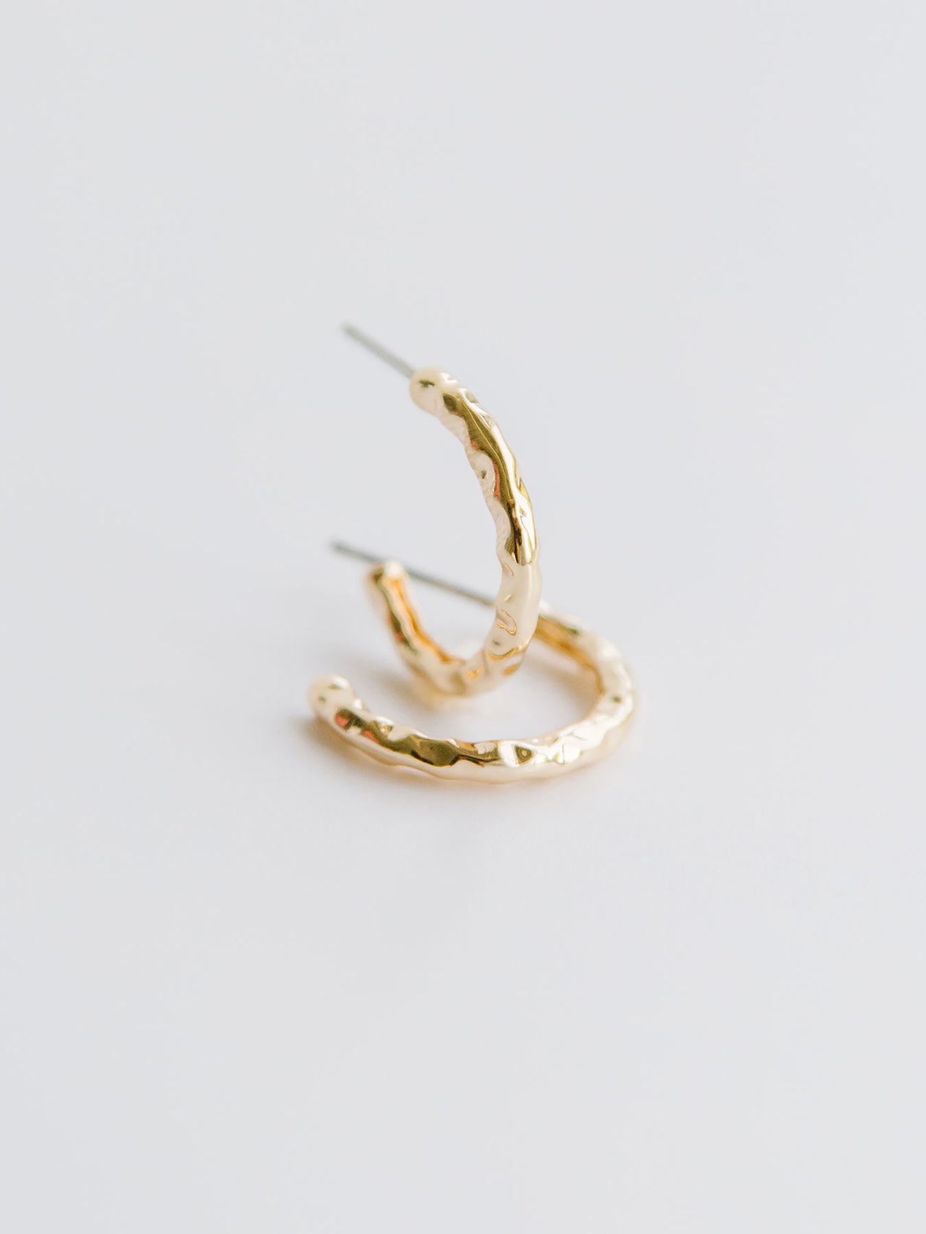 MM SMALL GOLDEN HOOPS