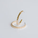 MM MEDIUM GOLDEN HOOPS