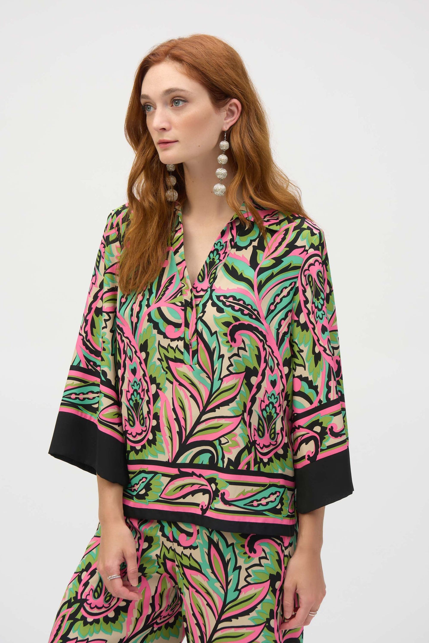 Floral V-Neck Buttoned Top