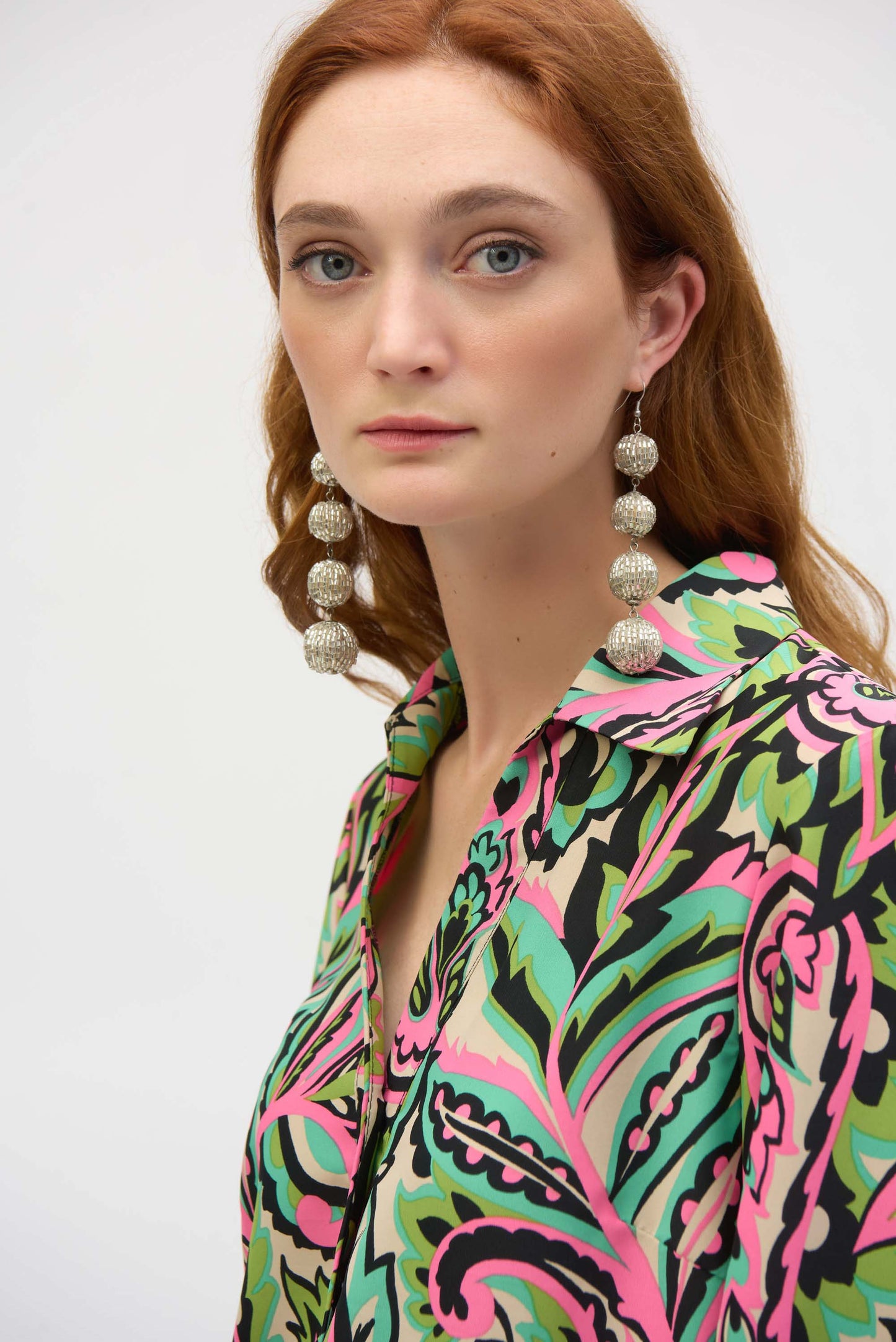 Floral V-Neck Buttoned Top