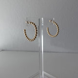 MM MEDIUM GOLDEN HOOPS