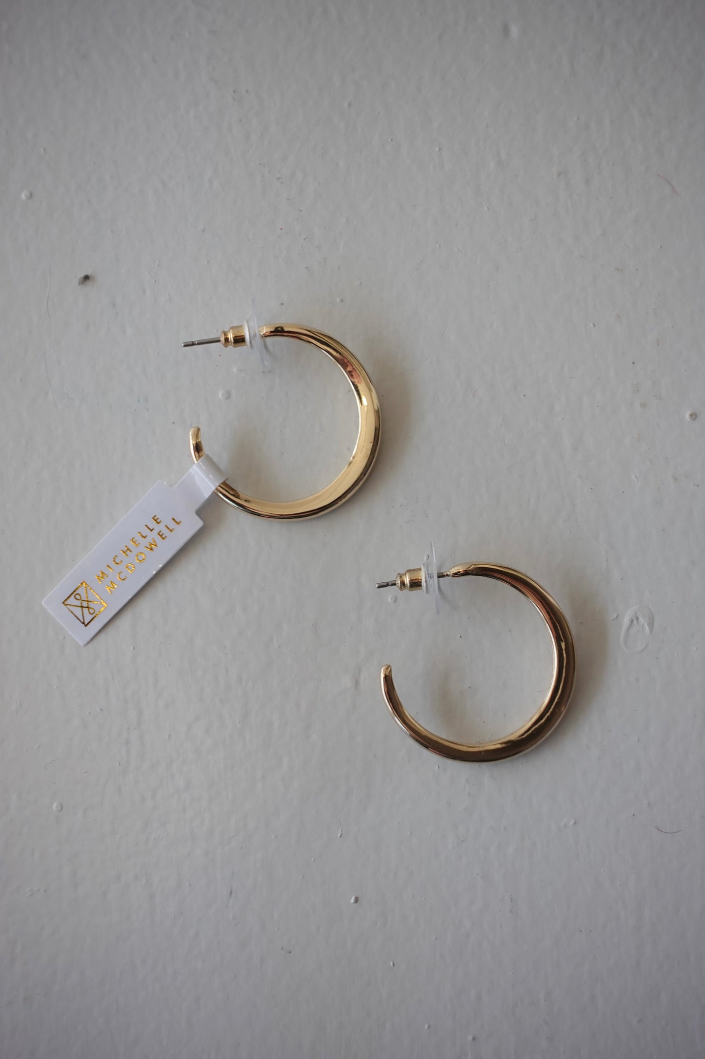 MM MEDIUM GOLDEN HOOPS