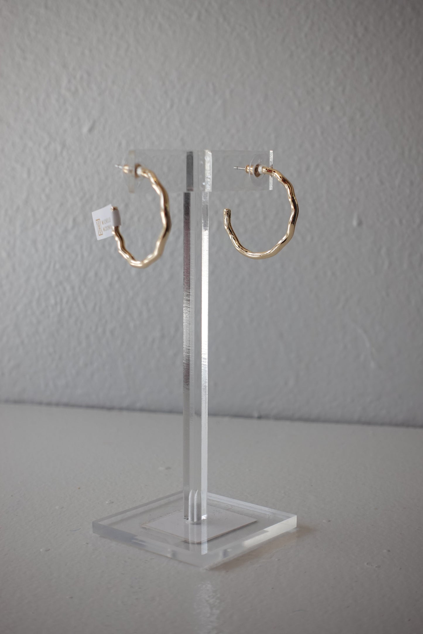 MM MEDIUM GOLDEN HOOPS