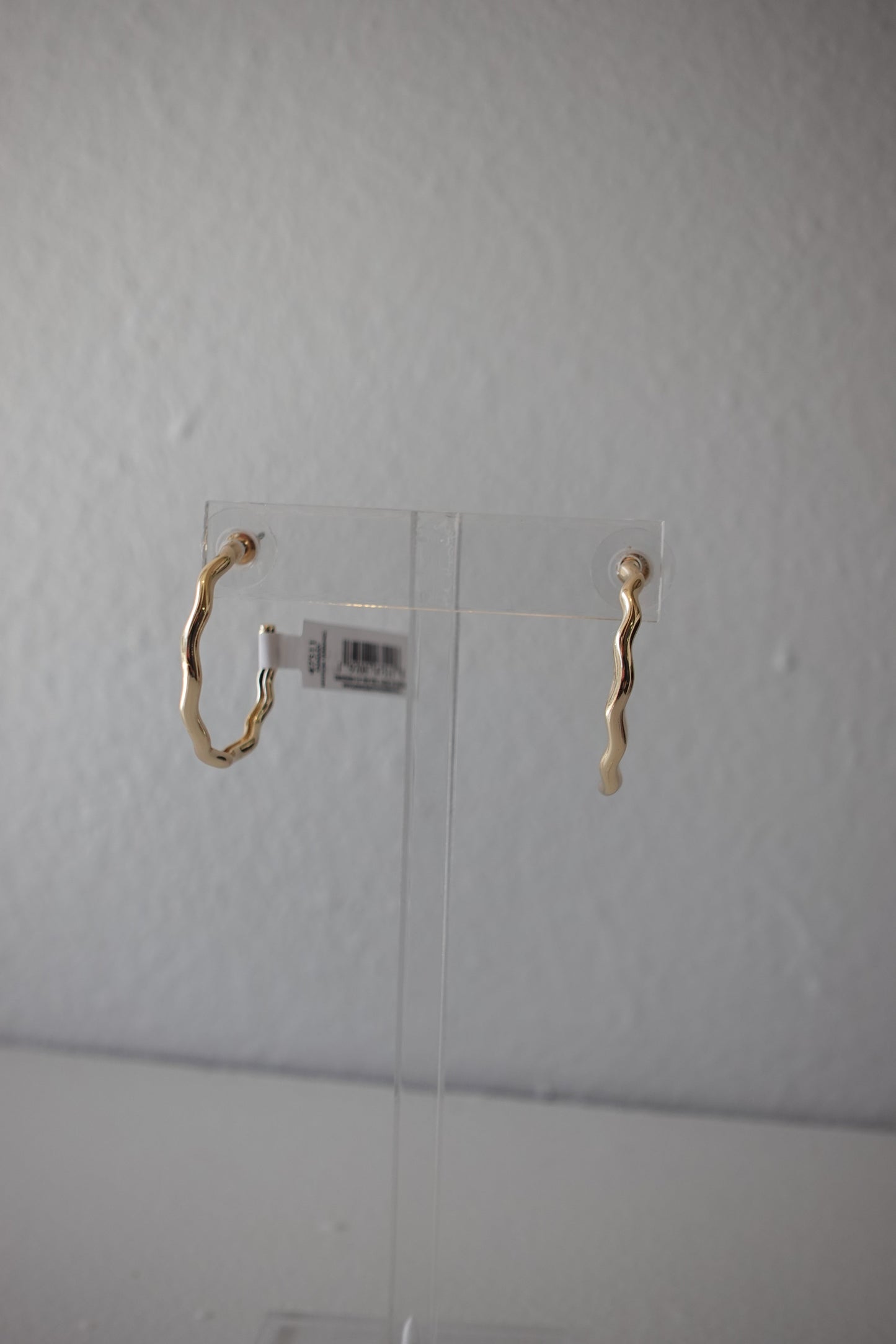 MM MEDIUM GOLDEN HOOPS