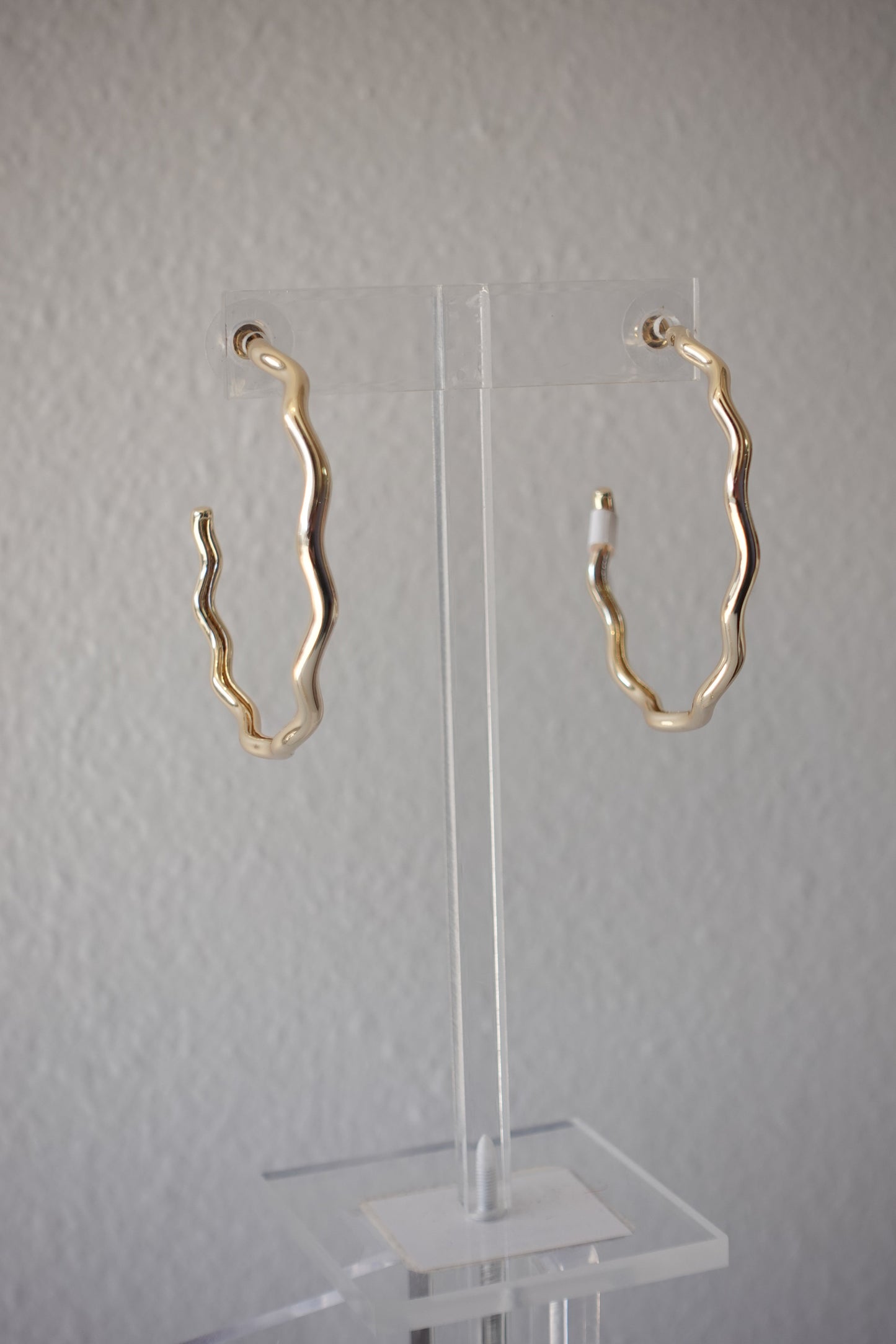 MM LARGE GOLDEN HOOPS