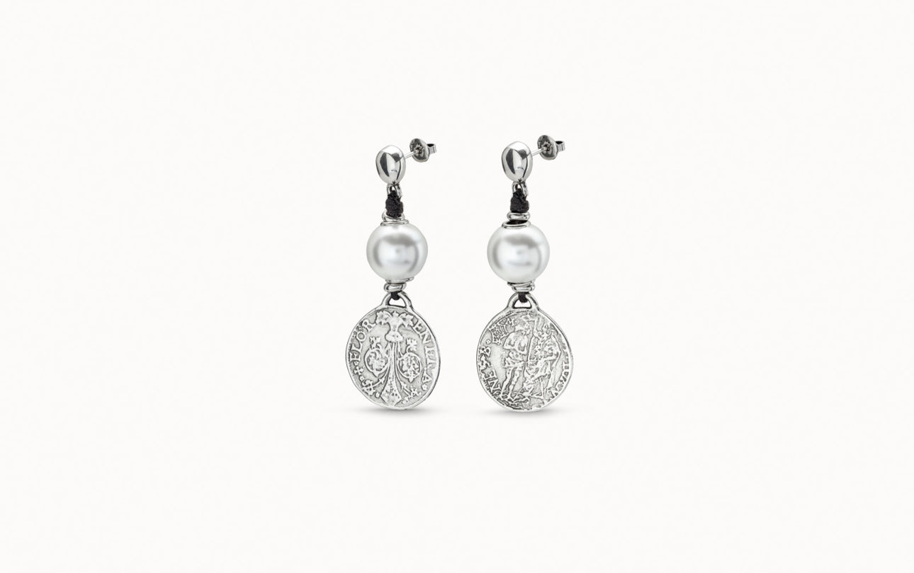 ALEJANDRIA PEARL EARRINGS