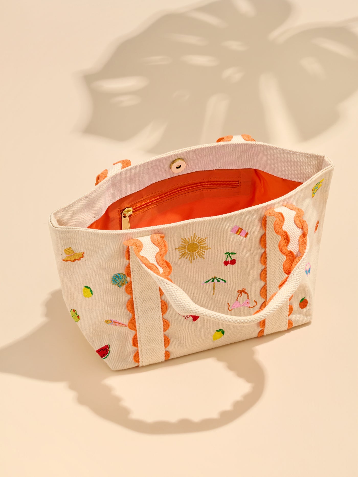 Summer Icons Mini Tote - TresChicTexas