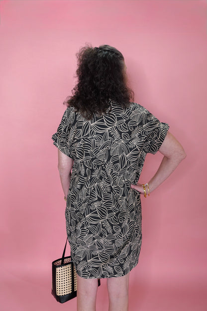 KNIT DRESS W/SLEEVE DETAIL