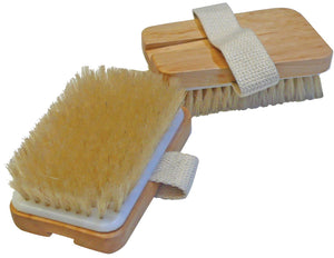 IN GOOD HANDS BODY BRUSH