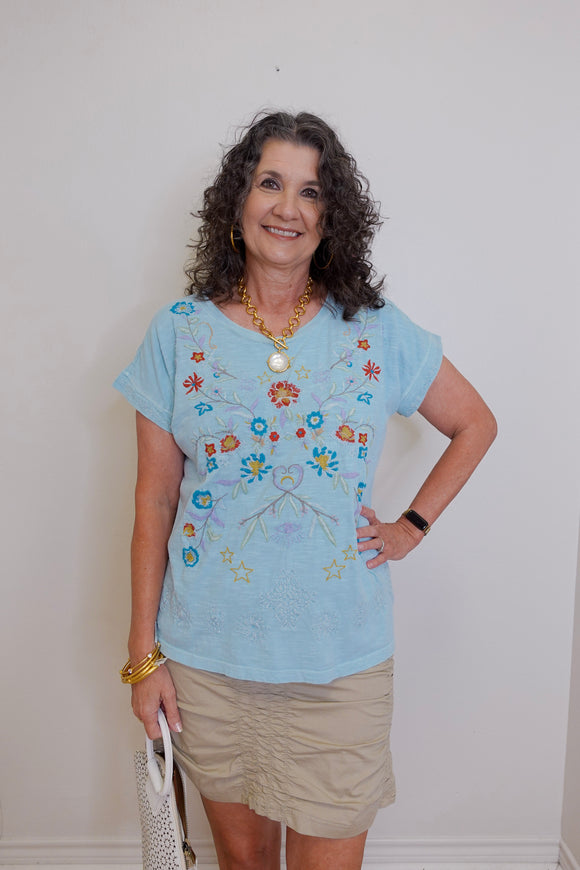 Dahna Tee