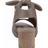 LOW HEEL PEEP TOE PUMPS