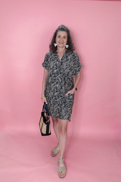 KNIT DRESS W/SLEEVE DETAIL