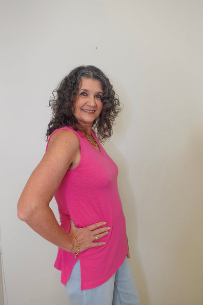 V-NECK TANK TOP W/SIDE OPEN