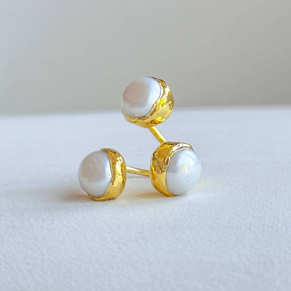 TRIPLE PEARL RING