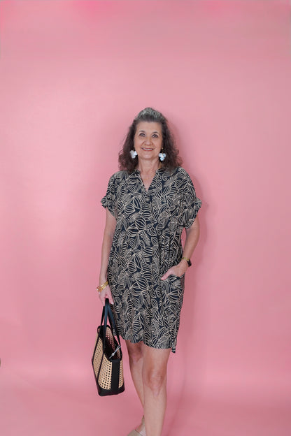KNIT DRESS W/SLEEVE DETAIL