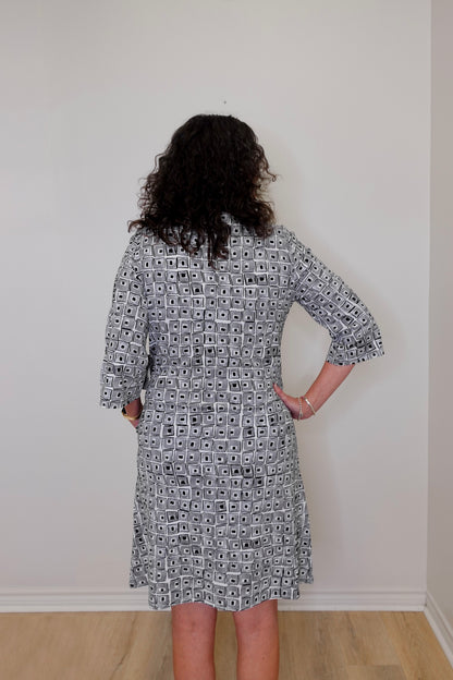 CORE TRAVEL CUBISM CITY DRESS