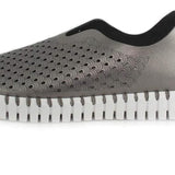 TULIP SLIP - ON SHOE