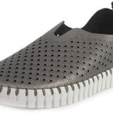 TULIP SLIP - ON SHOE