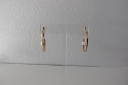 MM MEDIUM GOLDEN HOOPS