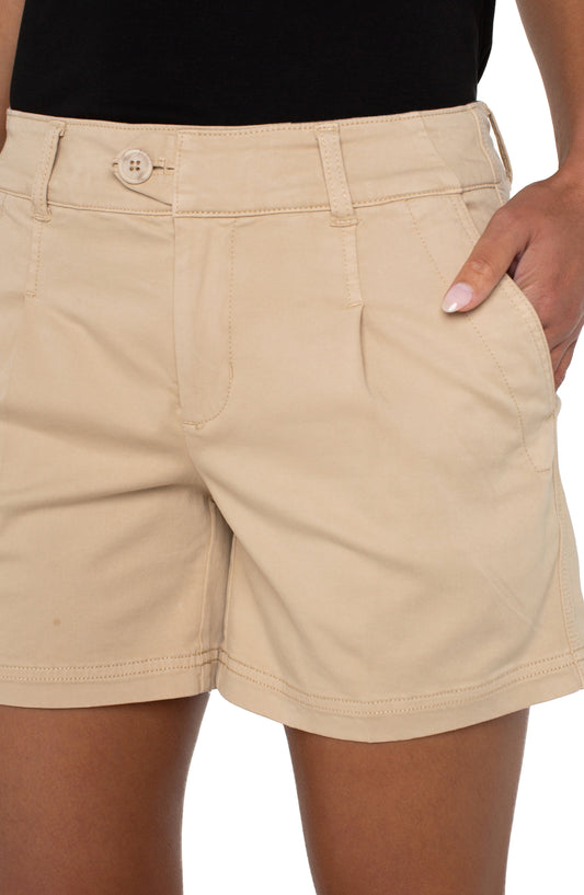 5" Pleated Trouser Short