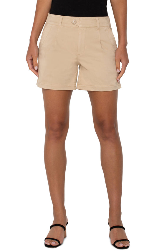 5" Pleated Trouser Short