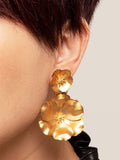 METAL DROP FLORAL DROP EARRINGS