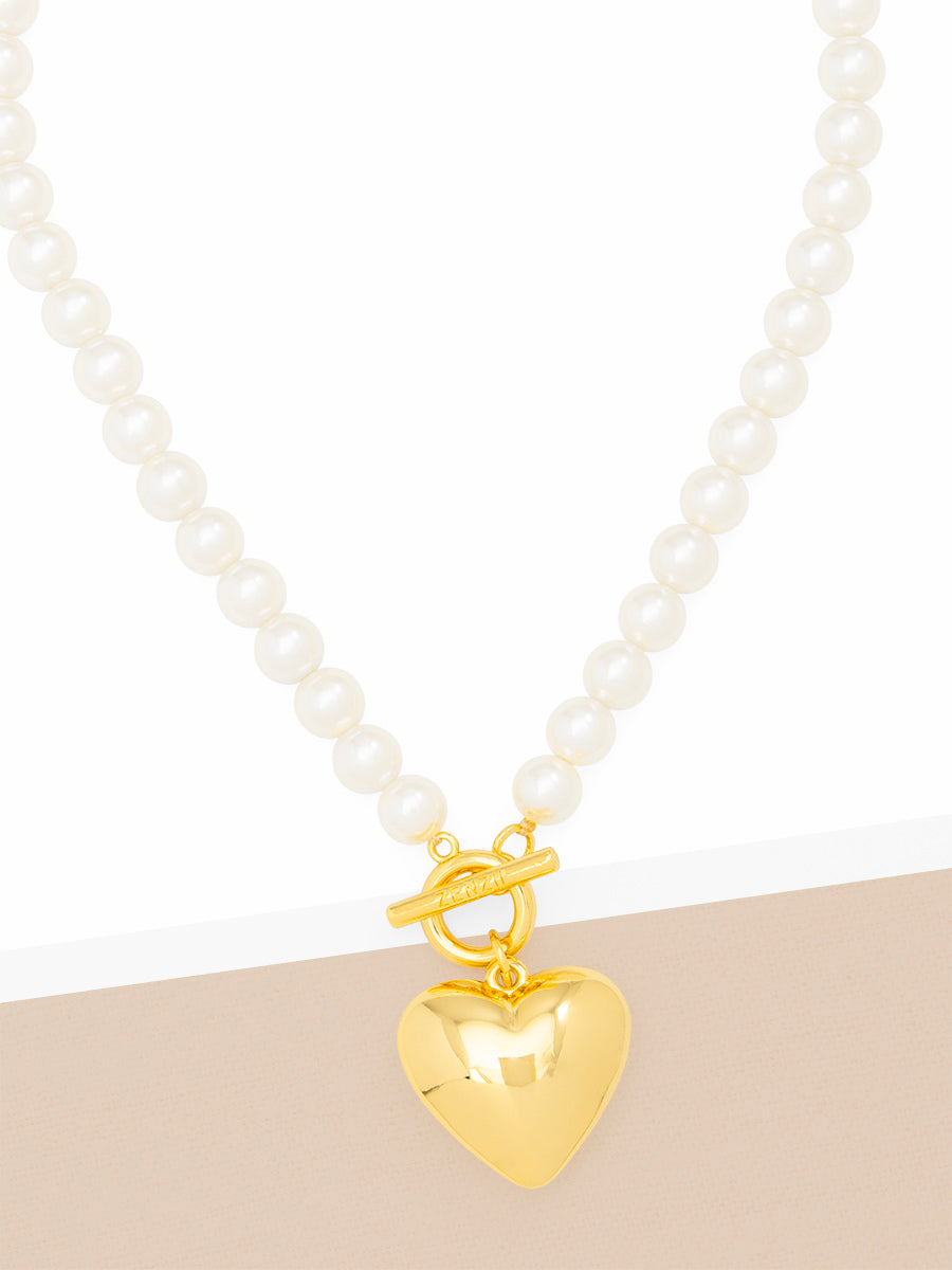 HEART CHARM PEARL NECKLACE