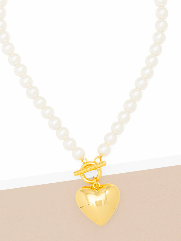 HEART CHARM PEARL NECKLACE