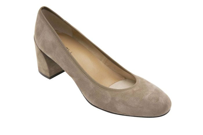 CAMILA SUEDE PUMP - TresChicTexas