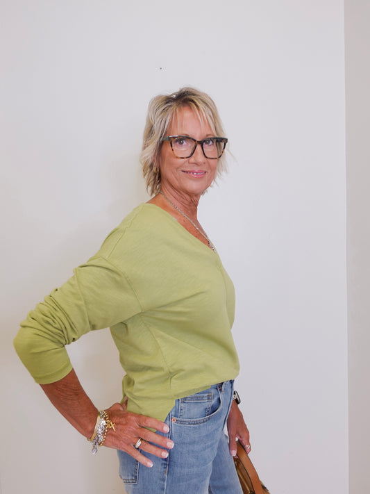 L/S Flatlock V-Neck Top