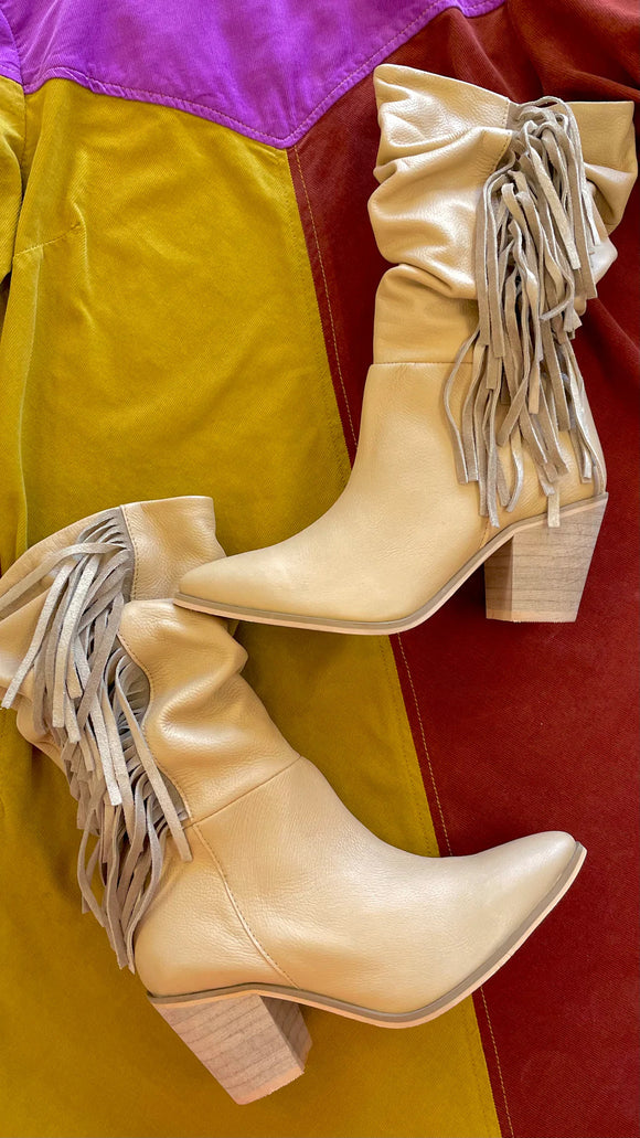 BRIN SLOUCH FRINGE BOOTS
